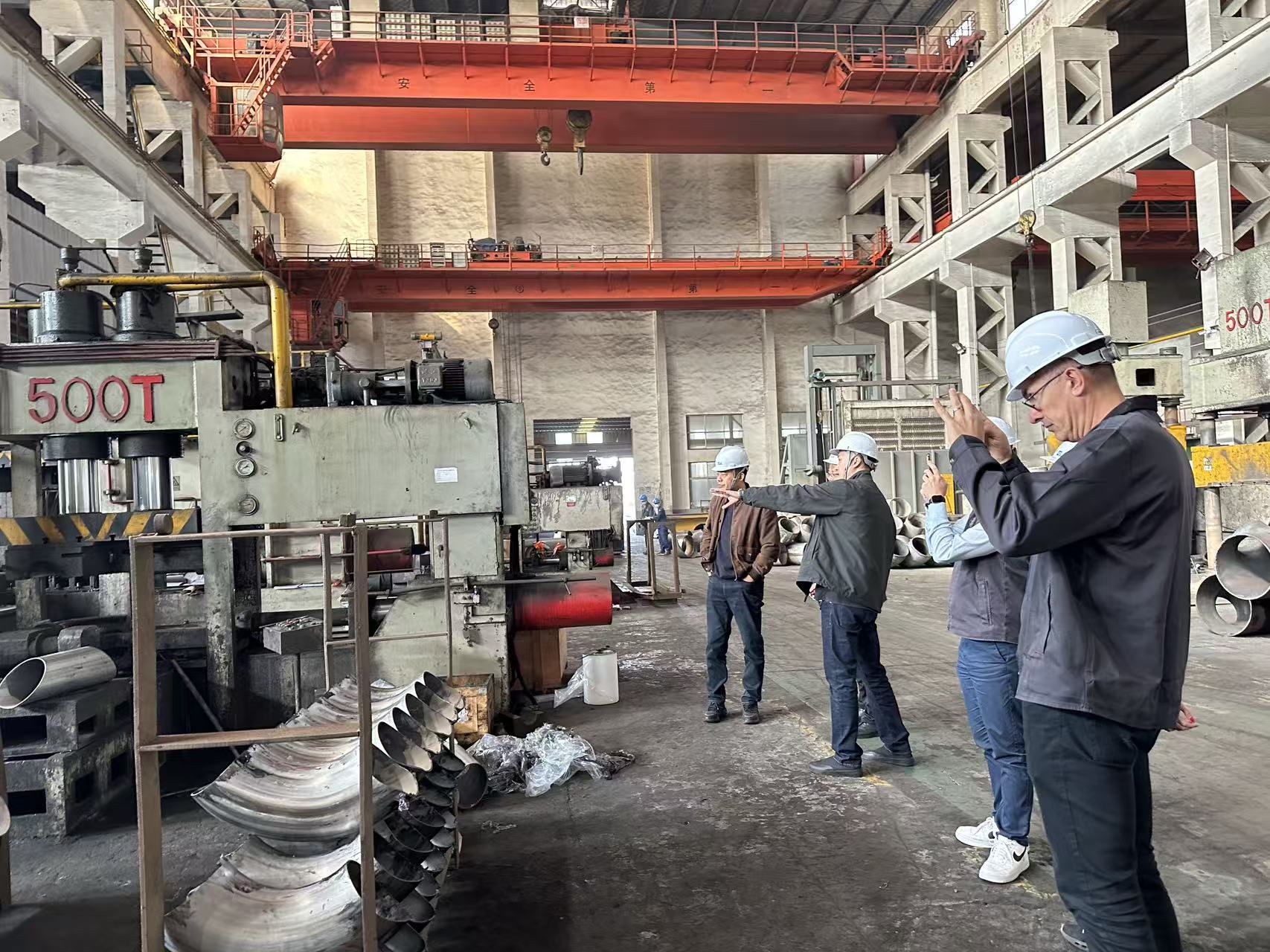 La visita del cliente porta ad un nuovo accordo di ordine